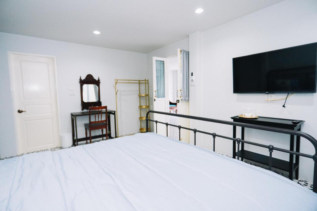 Chertel Poshtel Ban Chamun 外观 照片